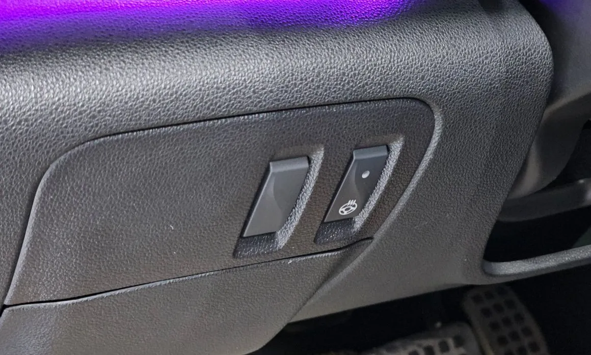 Renault SM6