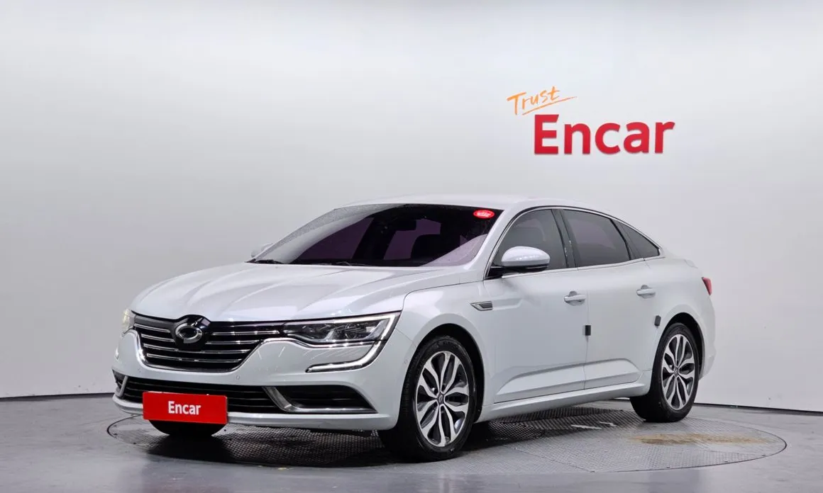 Renault SM6