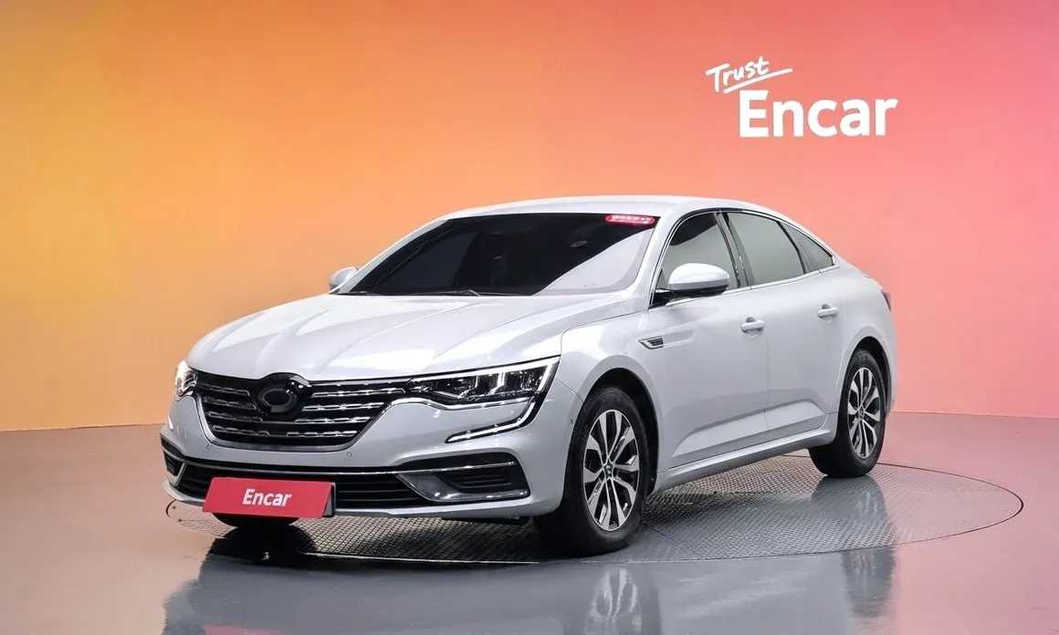 Renault SM6