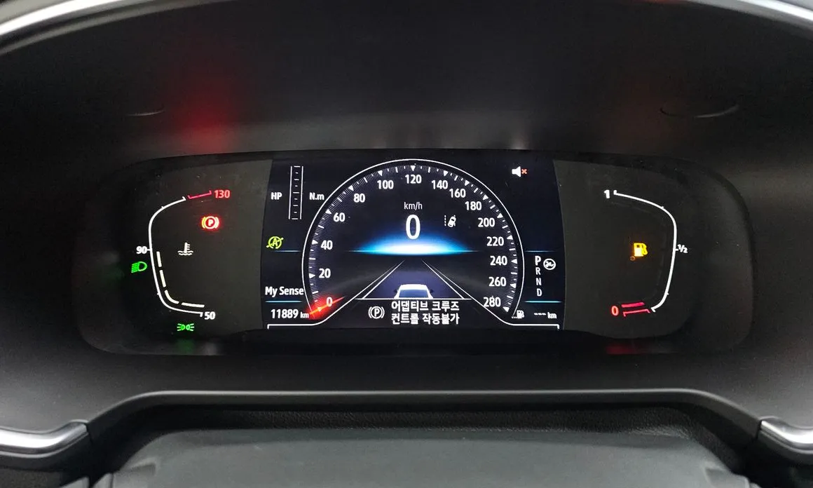 Renault SM6