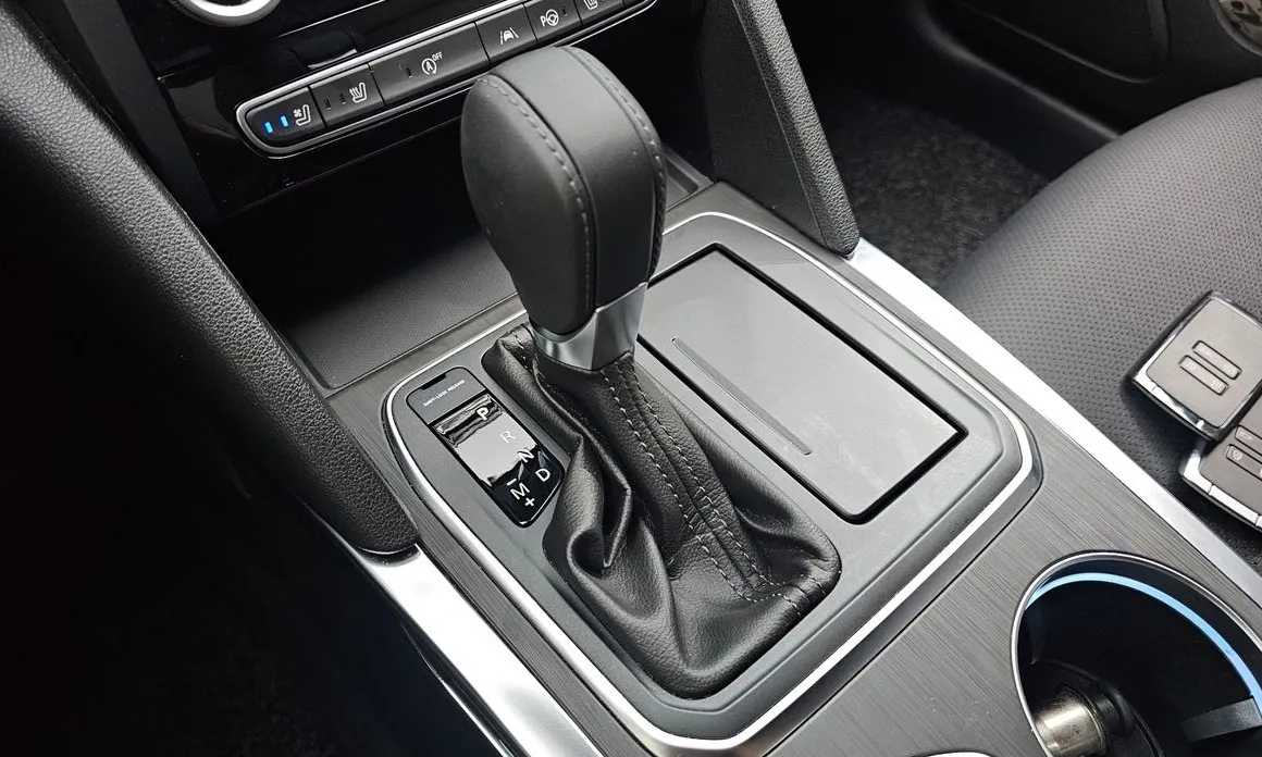 Renault SM6
