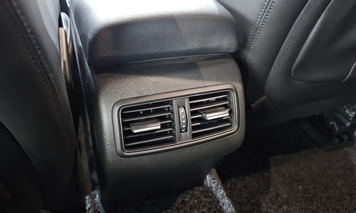 Renault SM6