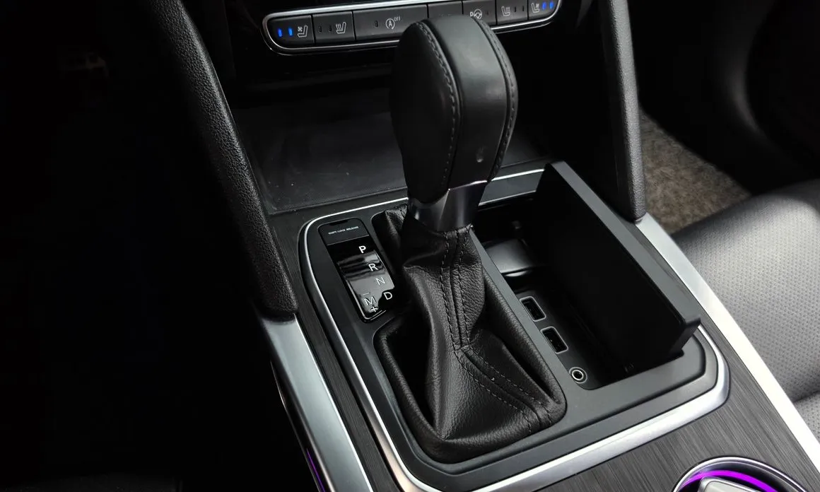 Renault SM6
