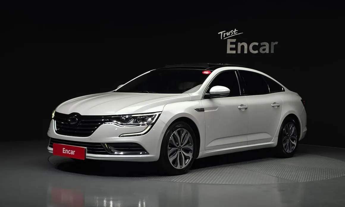 Renault SM6
