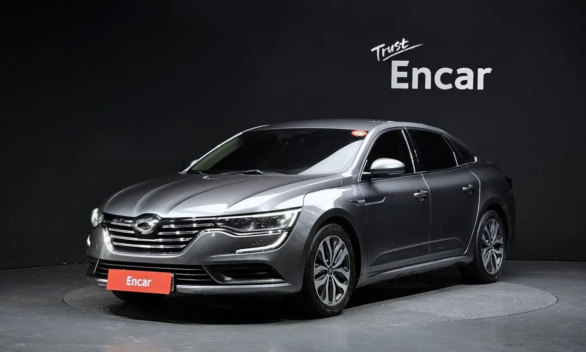 Renault SM6