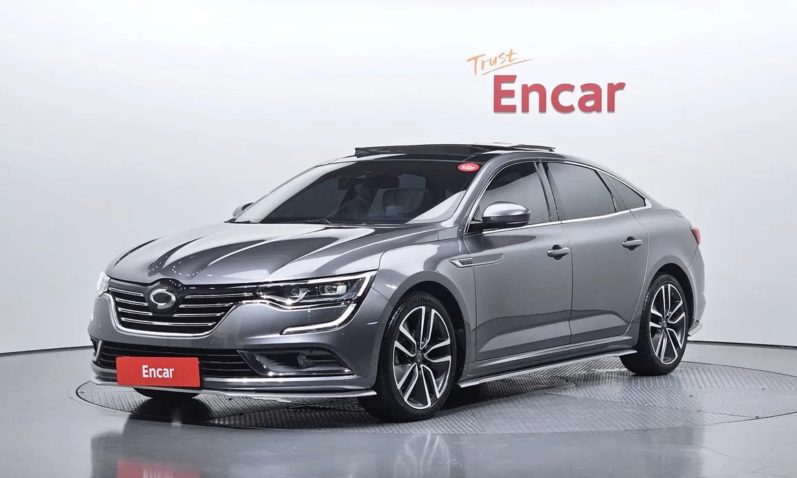 Renault SM6