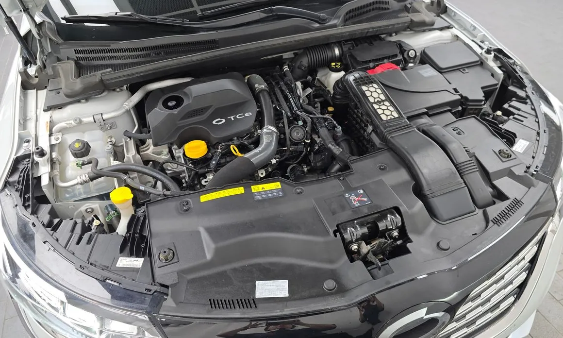 Renault SM6