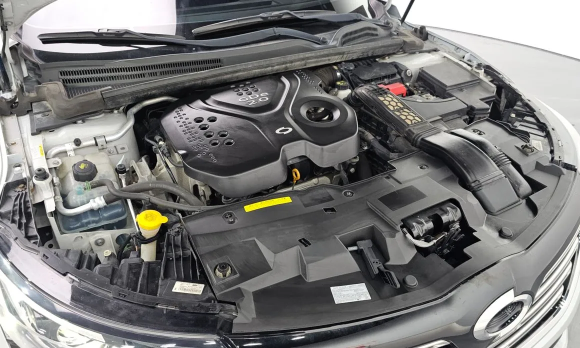 Renault SM6