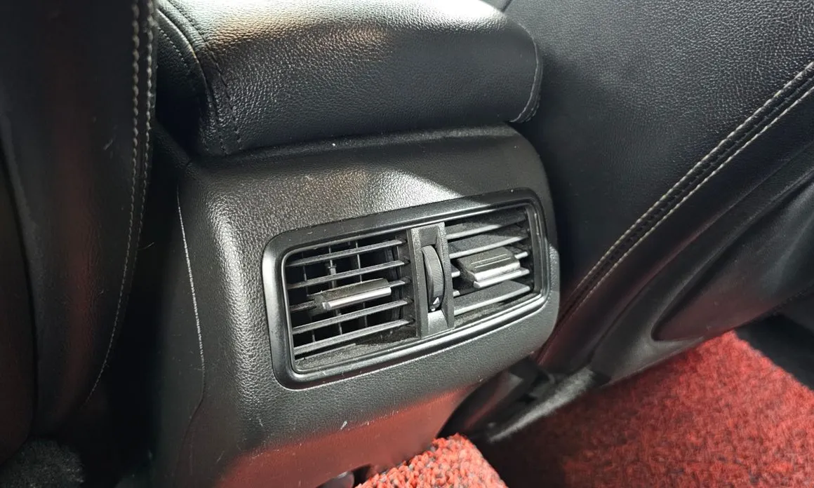 Renault SM6