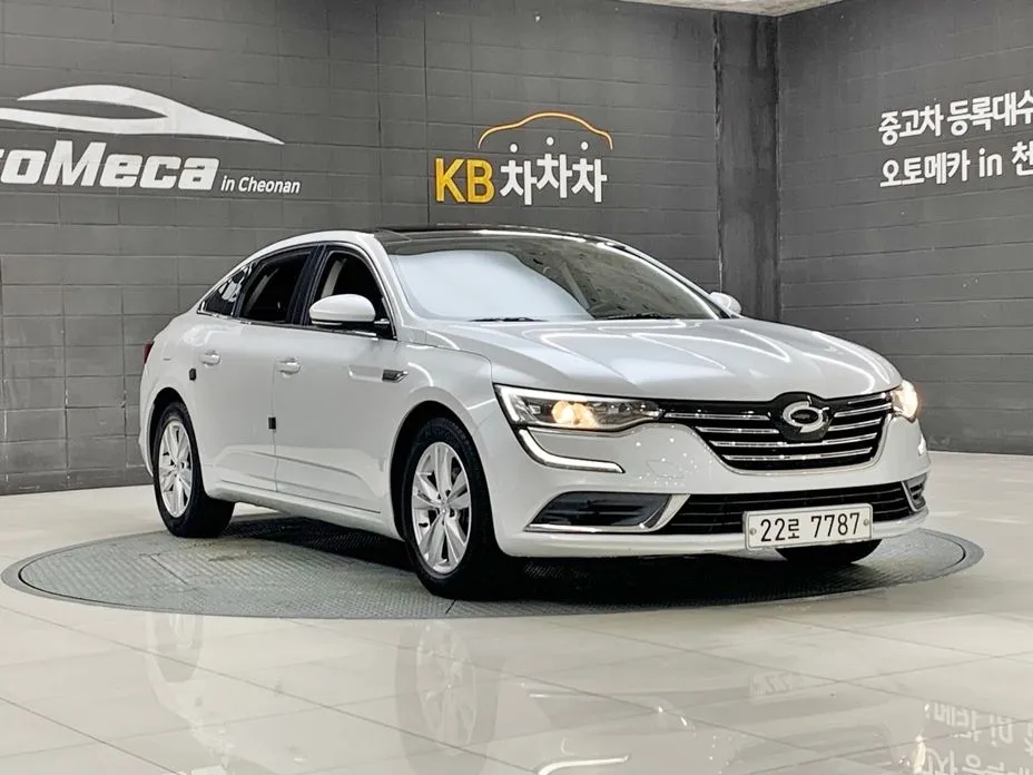 Renault SM6