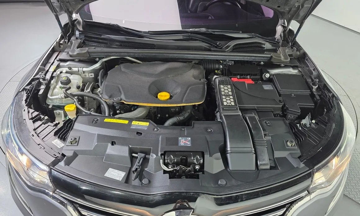 Renault SM6