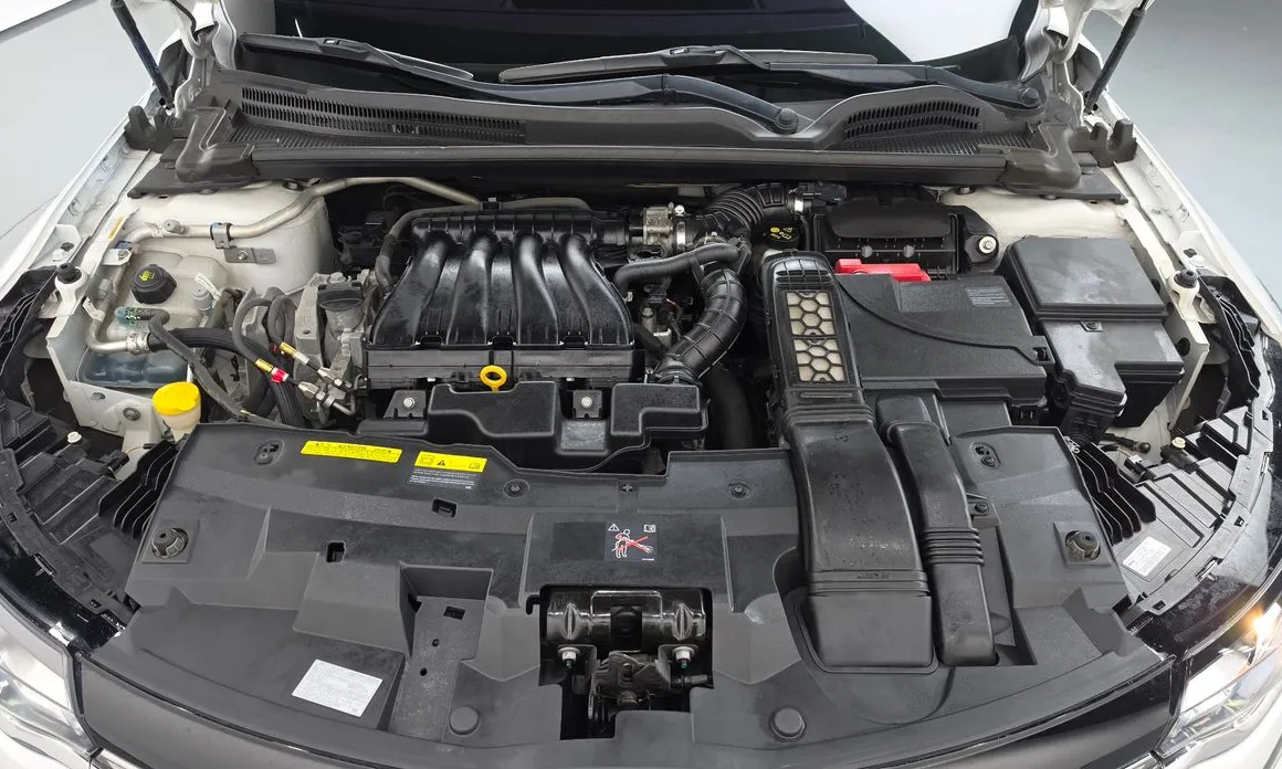 Renault SM6