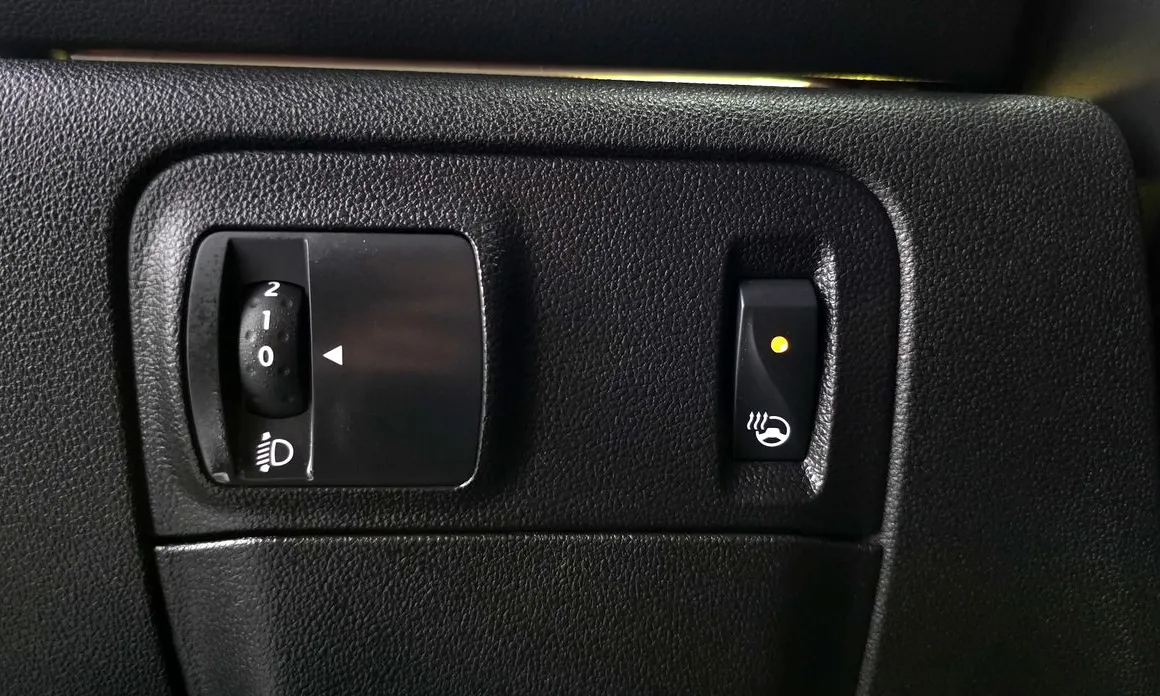 Renault SM6