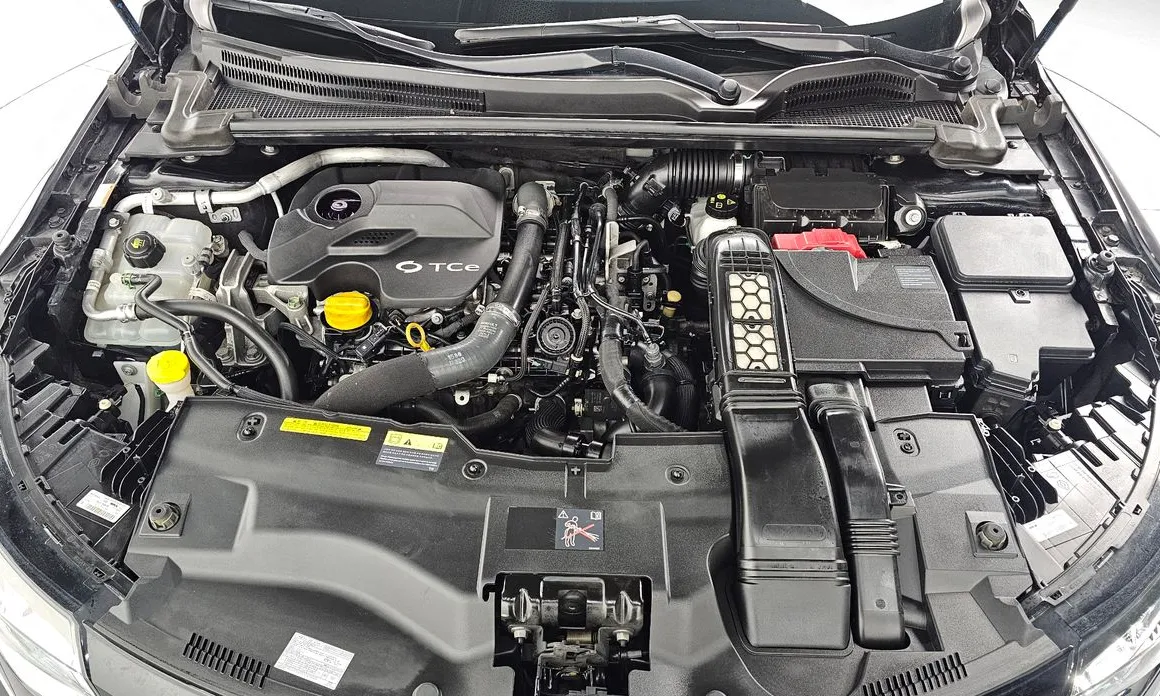 Renault SM6