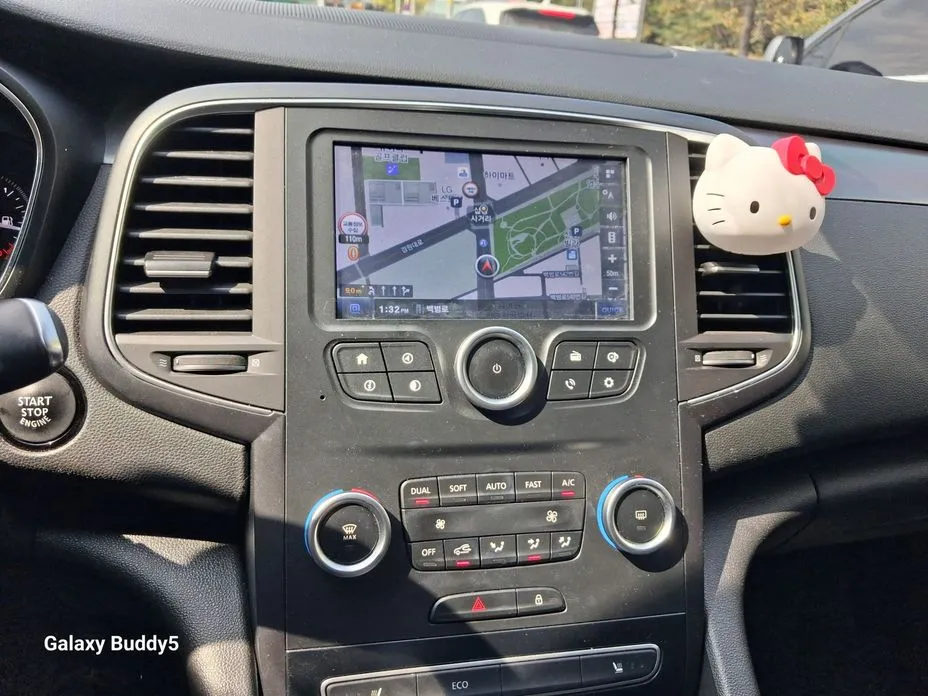Renault SM6