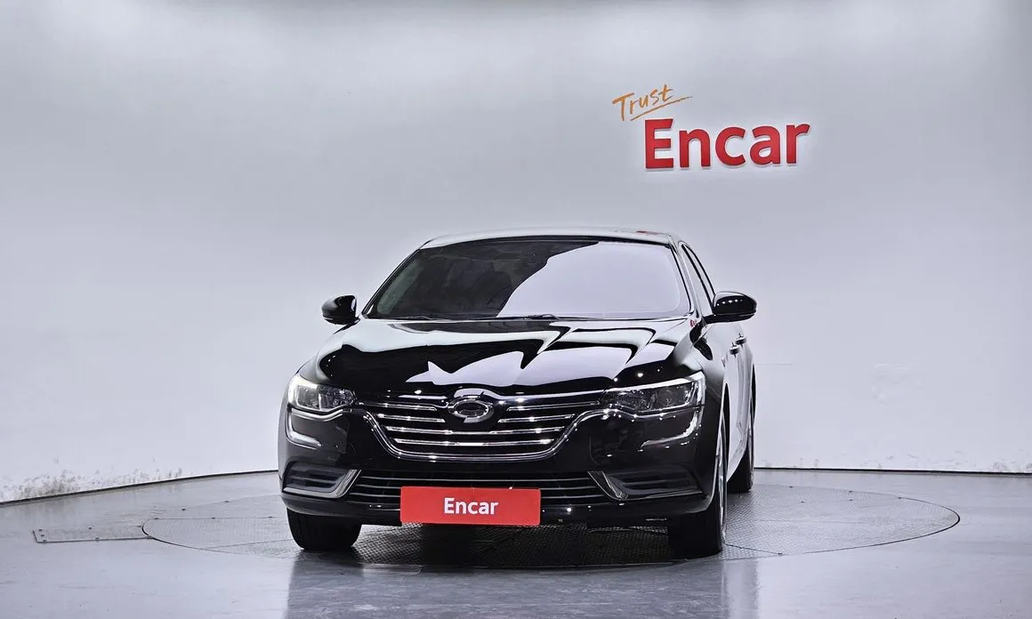 Renault SM6