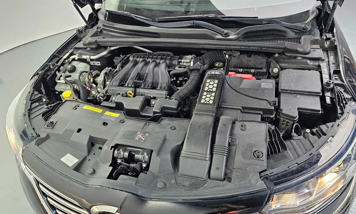 Renault SM6