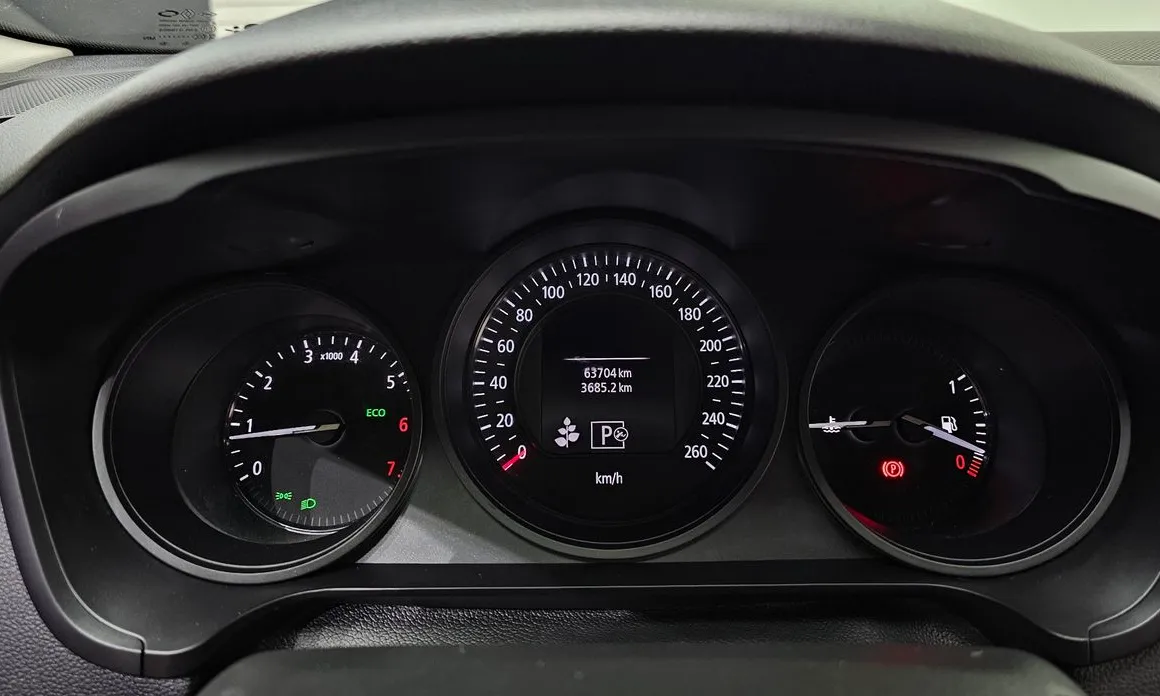 Renault SM6