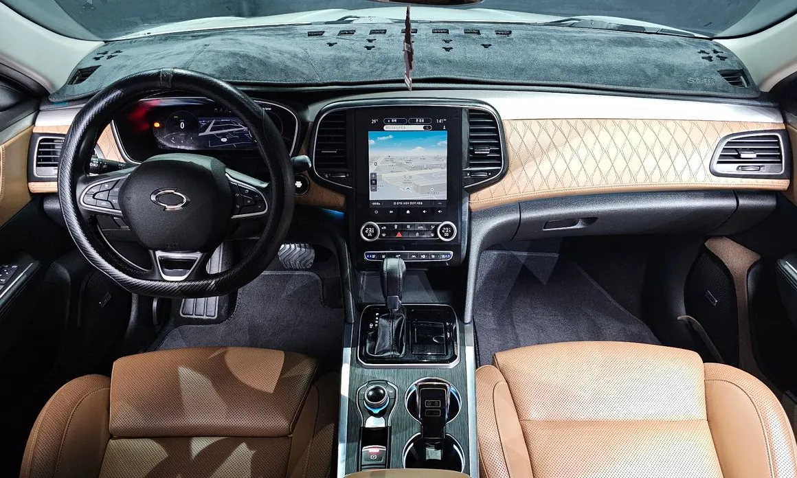 Renault SM6