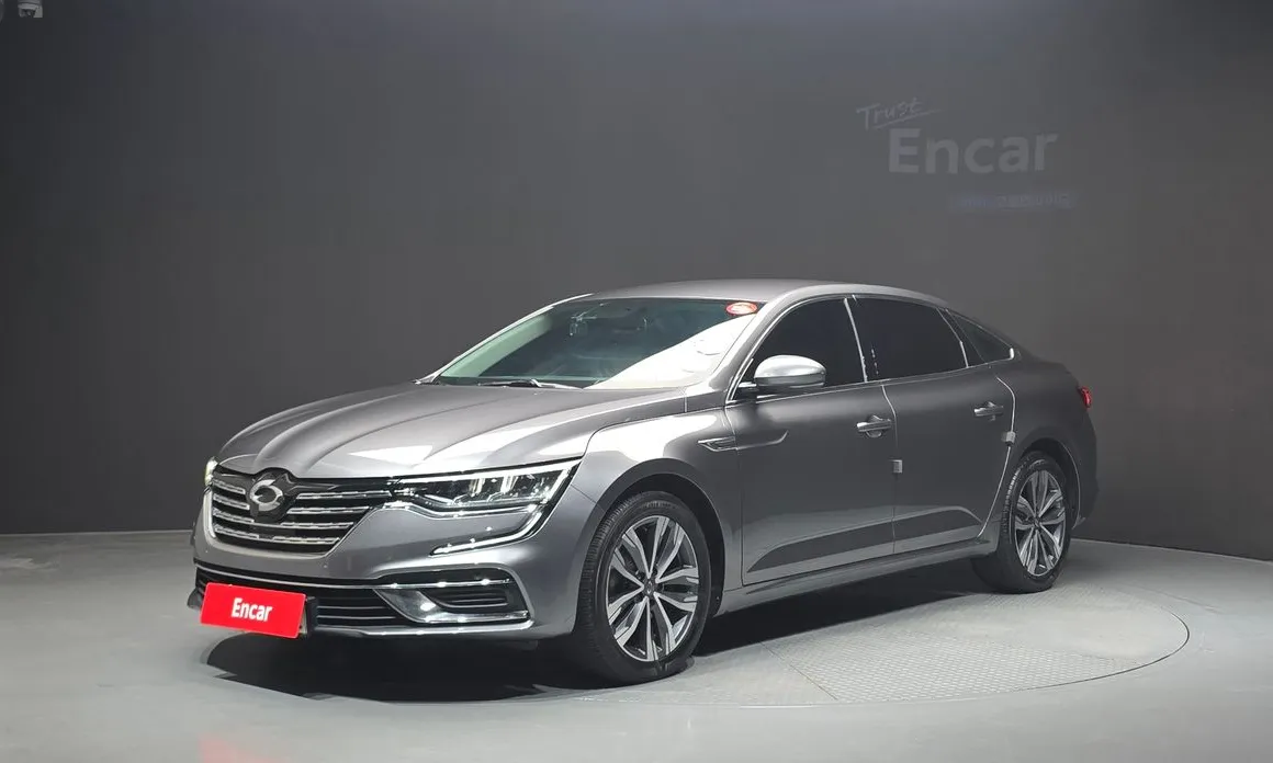 Renault SM6