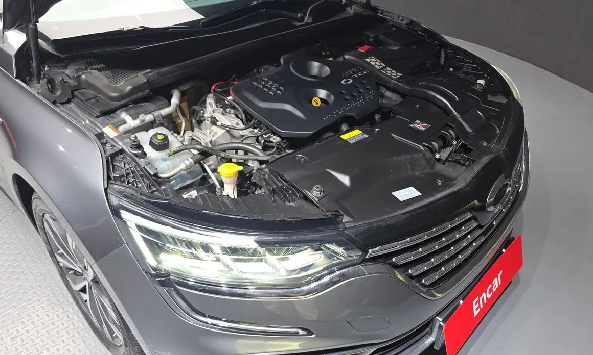 Renault SM6