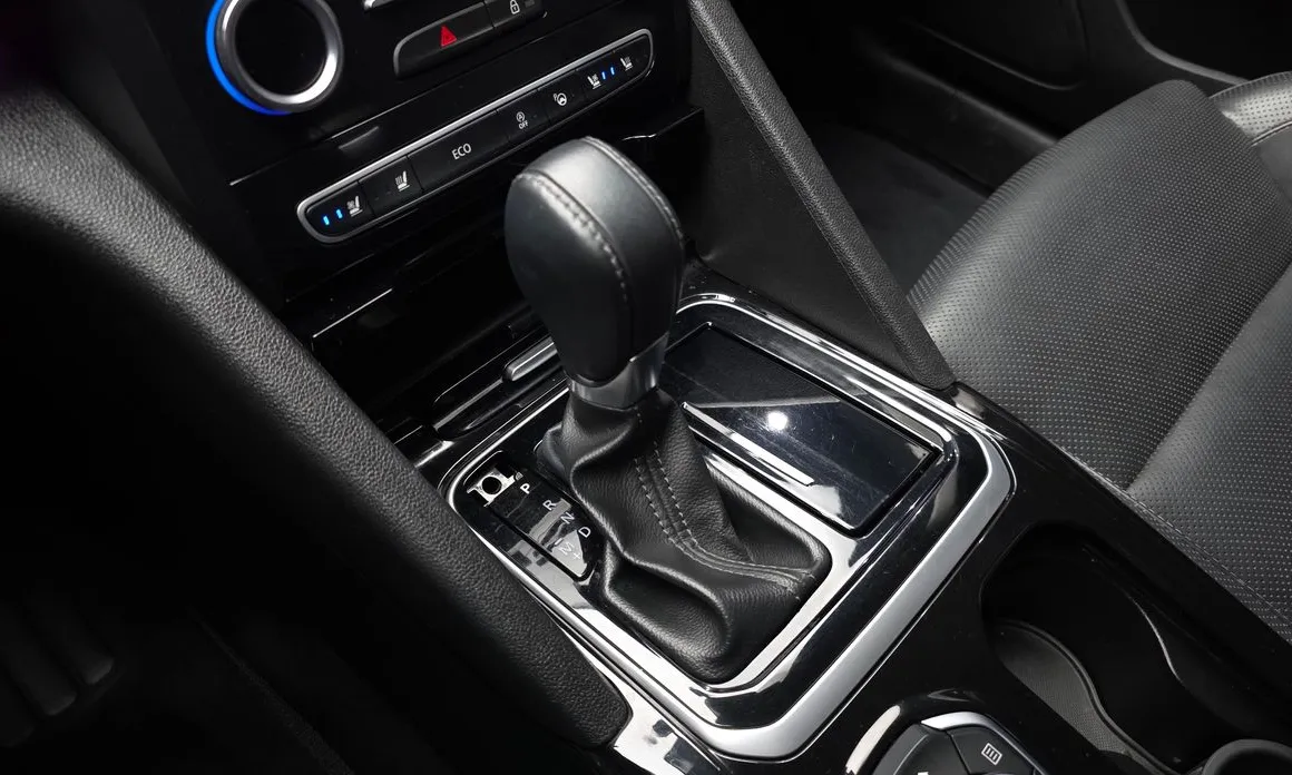 Renault SM6