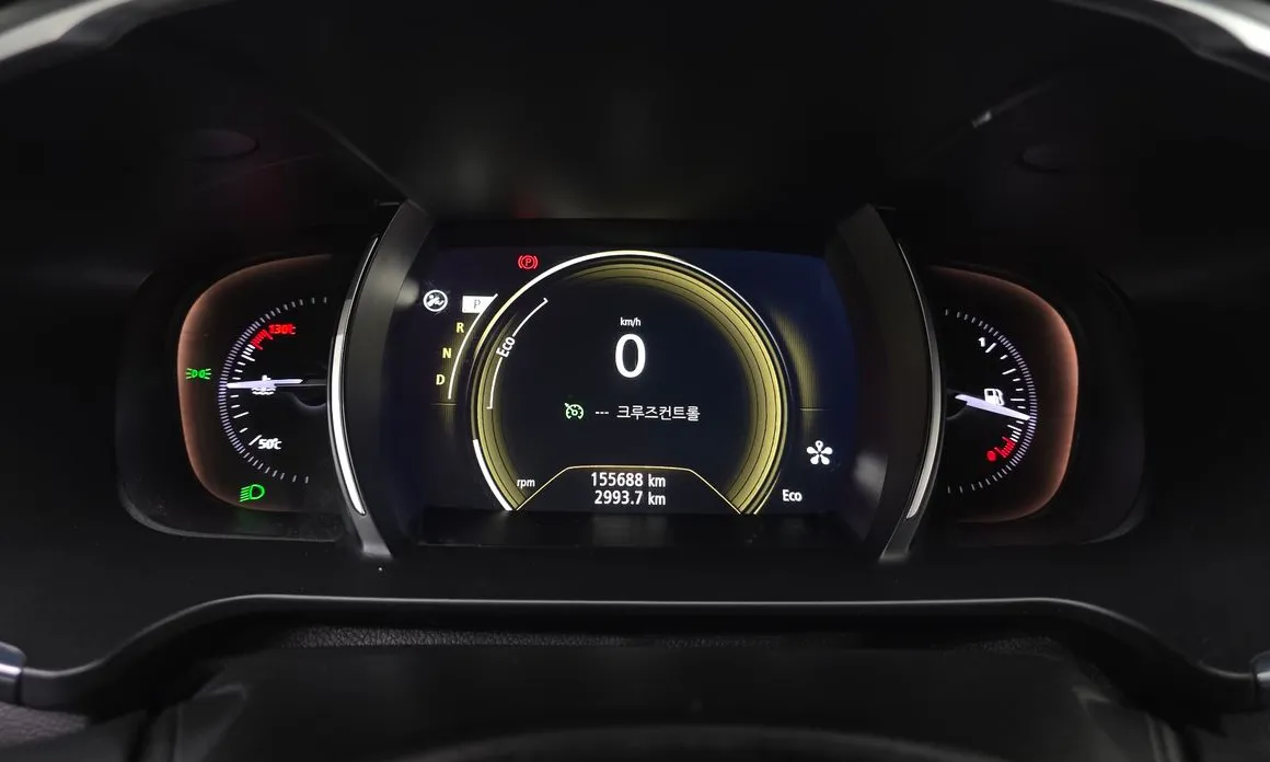 Renault SM6