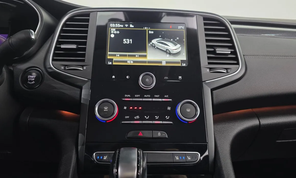 Renault SM6