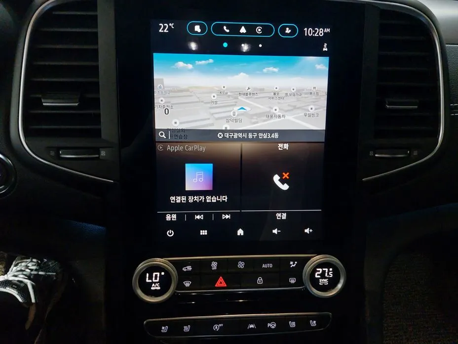 Renault SM6