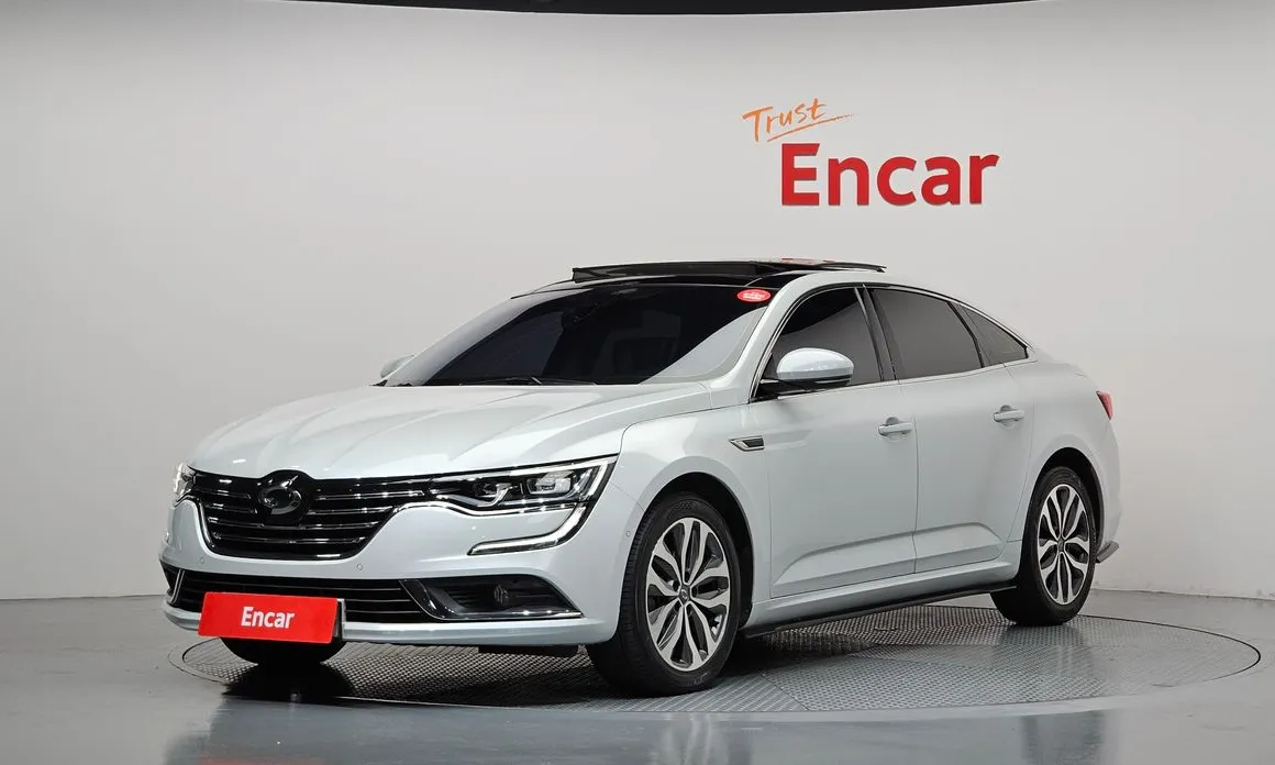 Renault SM6