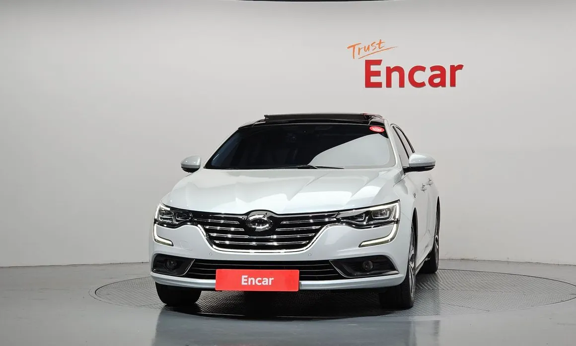 Renault SM6