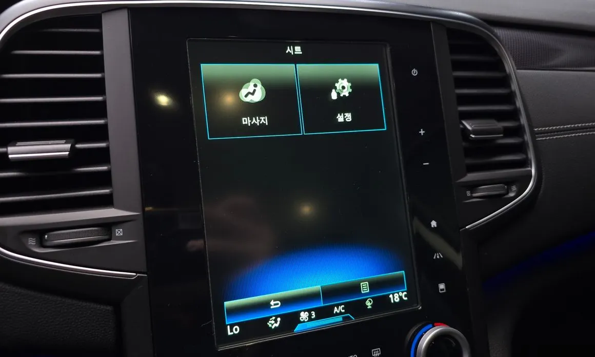 Renault SM6