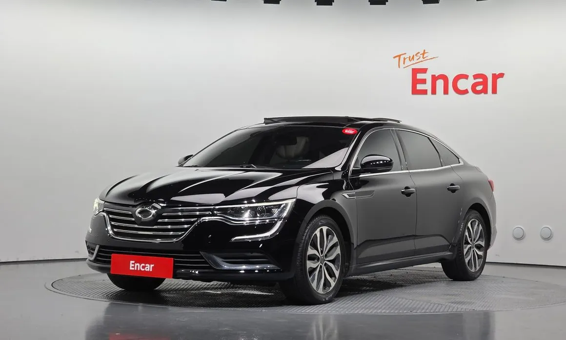Renault SM6