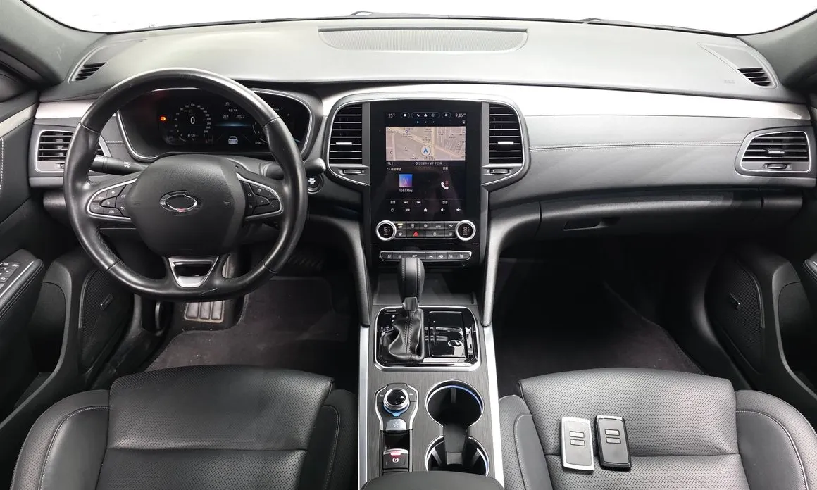 Renault SM6