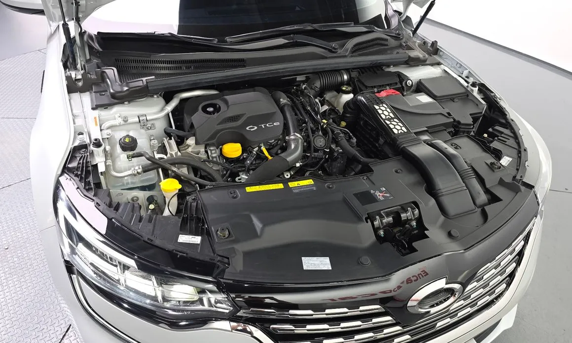 Renault SM6