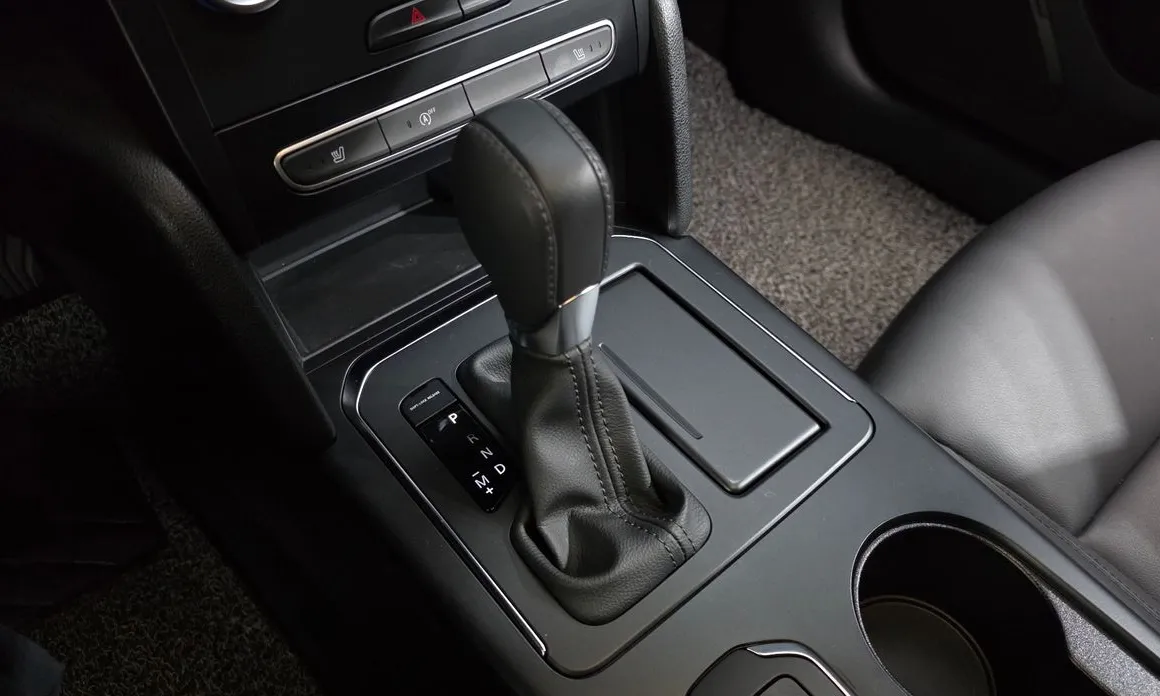 Renault SM6