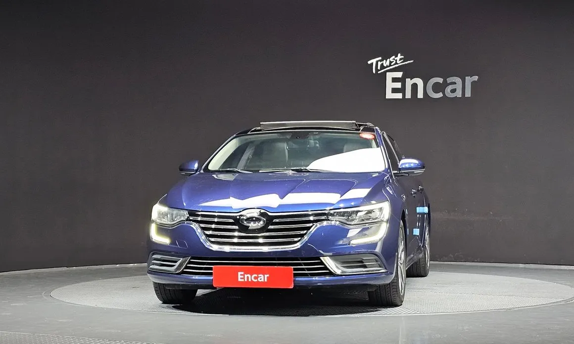 Renault SM6