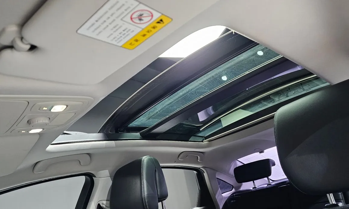 Renault SM6