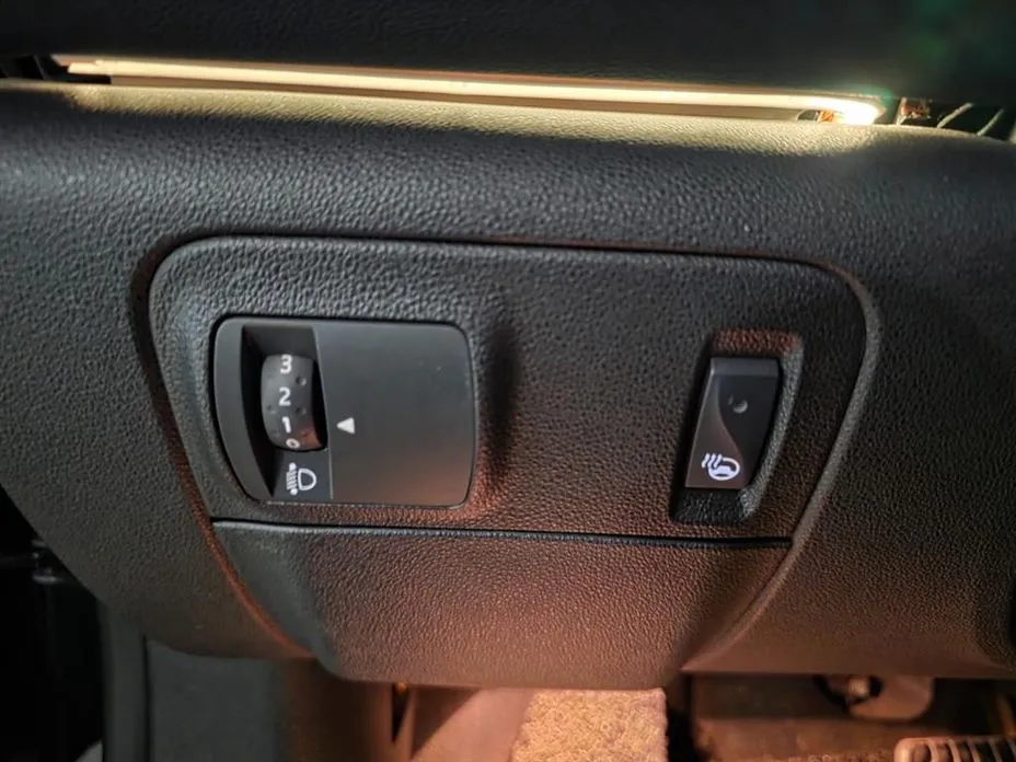 Renault SM6