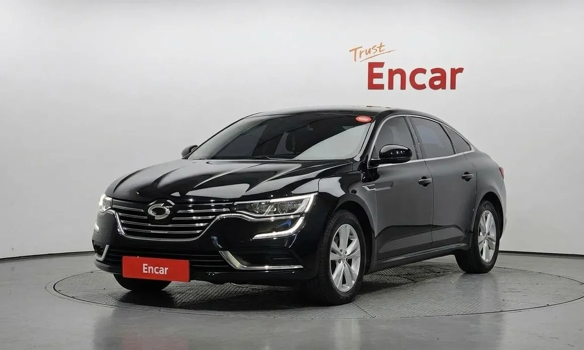 Renault SM6