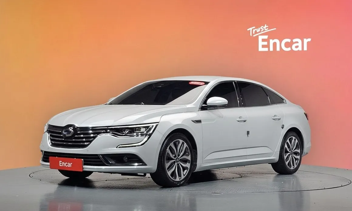 Renault SM6
