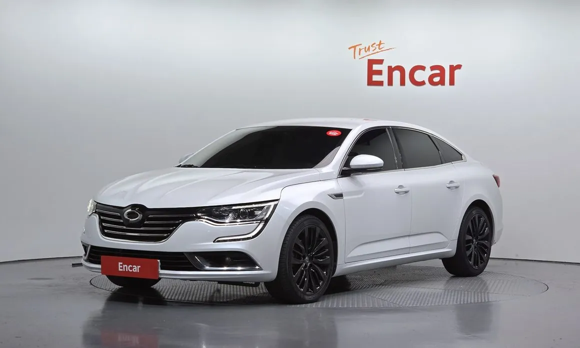 Renault SM6