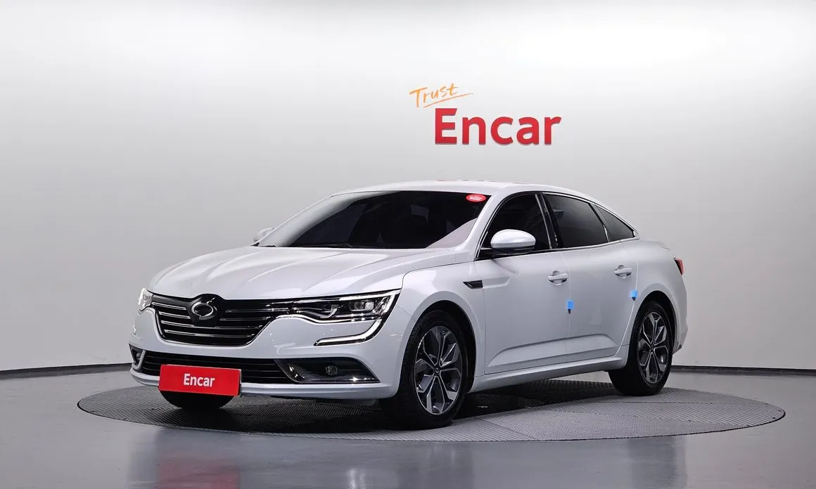 Renault SM6