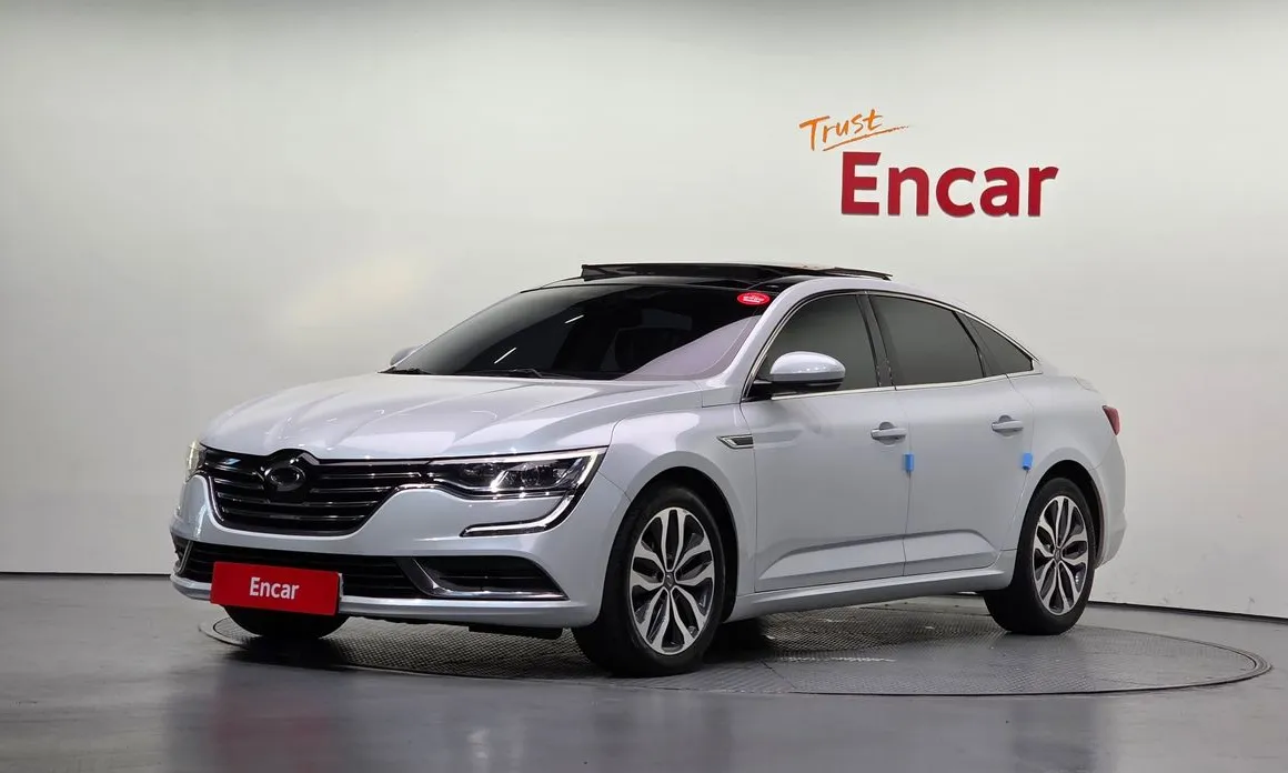 Renault SM6