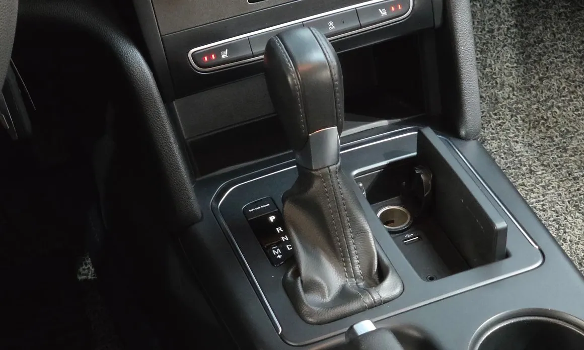 Renault SM6