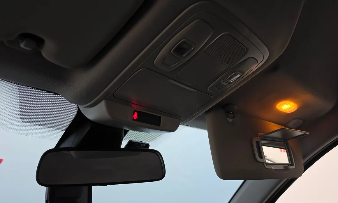 Renault SM6