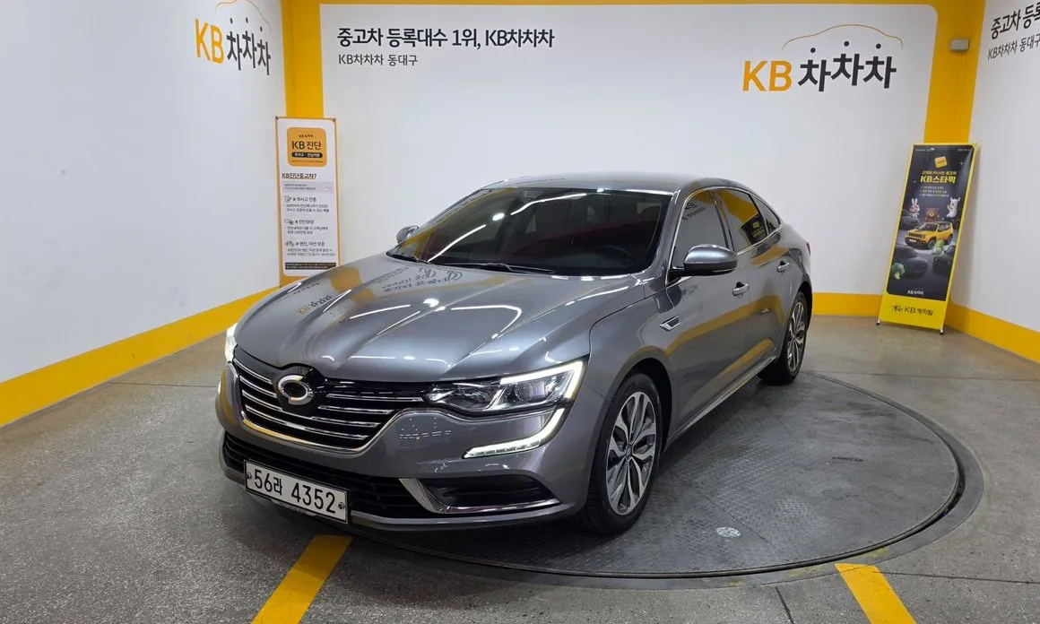 Renault SM6
