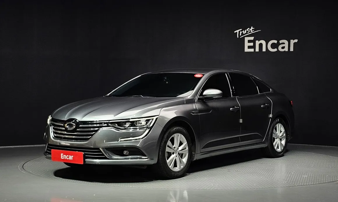 Renault SM6