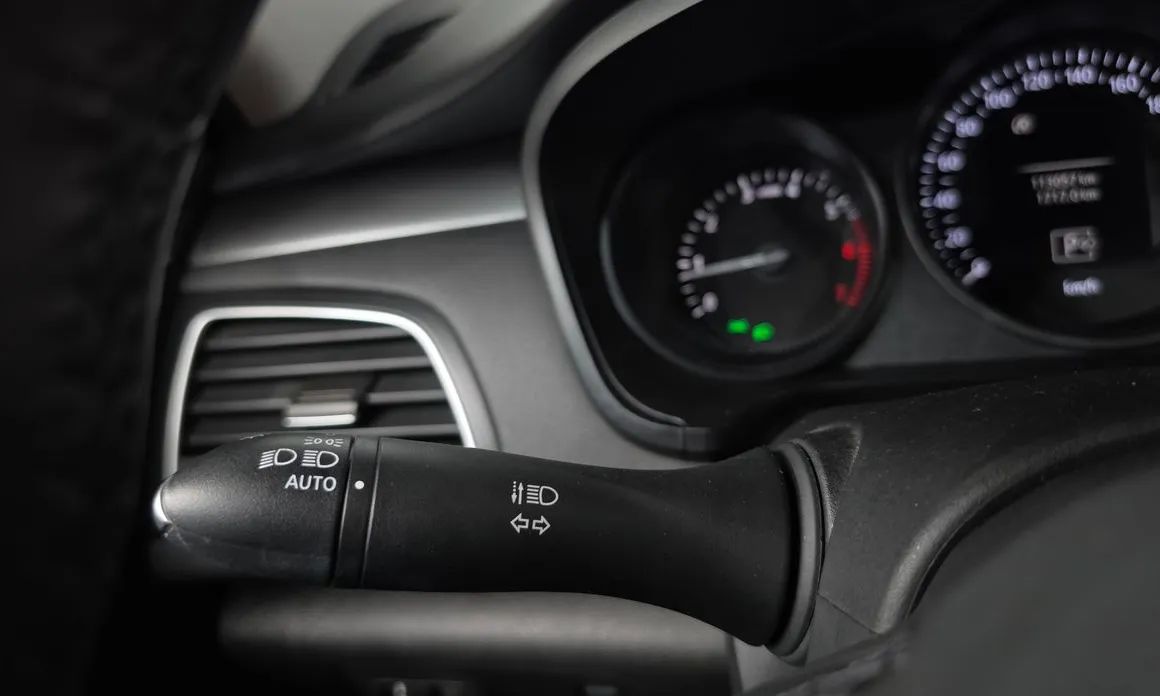 Renault SM6