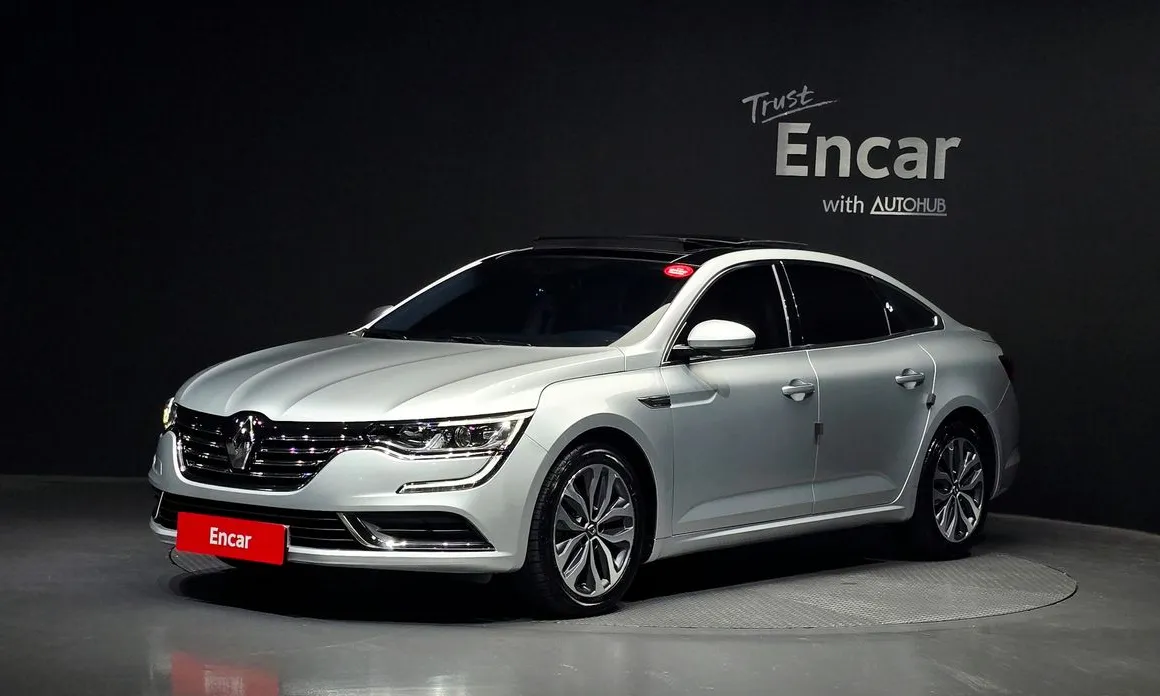 Renault SM6